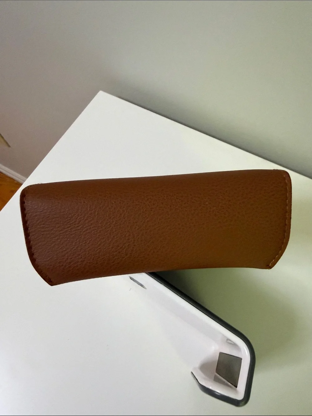 Authentic Ray-Ban‎ Classic Brown Pebbled Leather Sunglasses Case Medium
